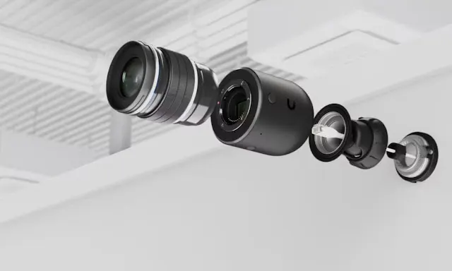 UniFi AI DSLR 4K PoE Security Bullet Camera Wide Aperture Lens
