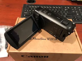 Canon VIXIA HF R800